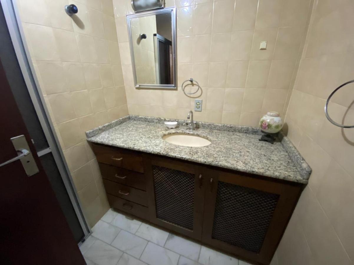 Ed. San Remo Apartment *