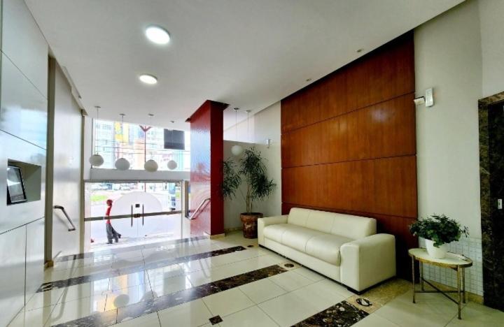 Ed. San Remo Apartment *